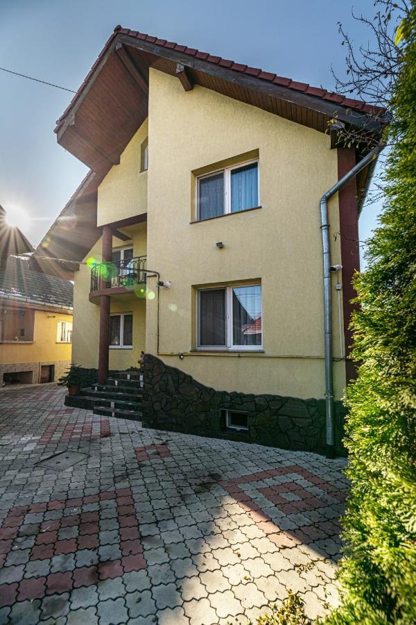 Вилла Casa David Сэчеле Экстерьер фото